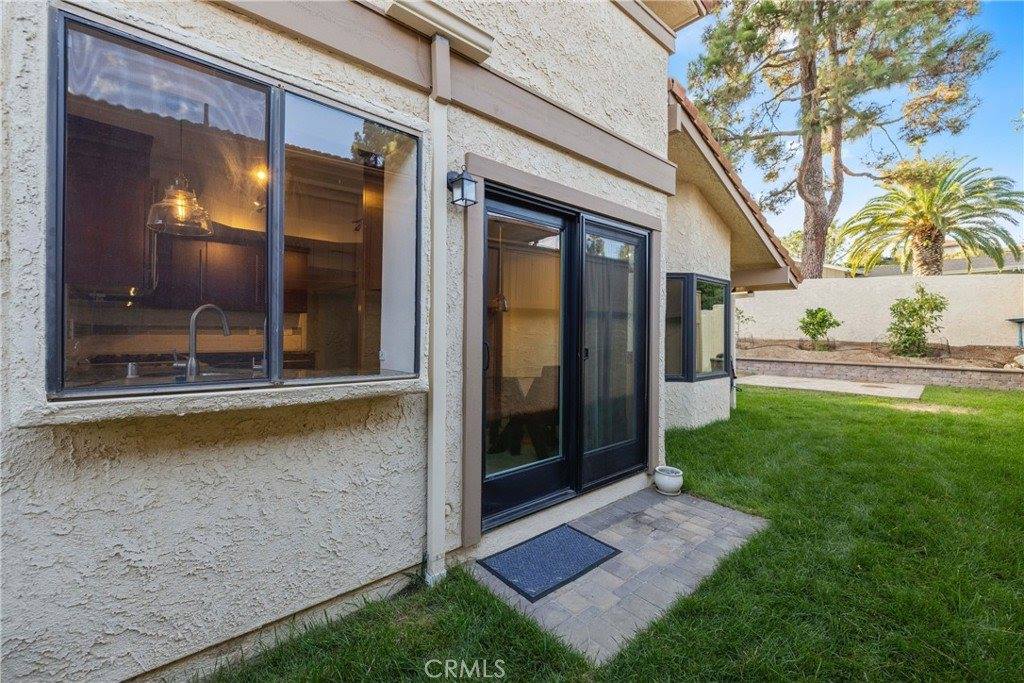 73 Paseo Esplendido, Camarillo, CA 93010