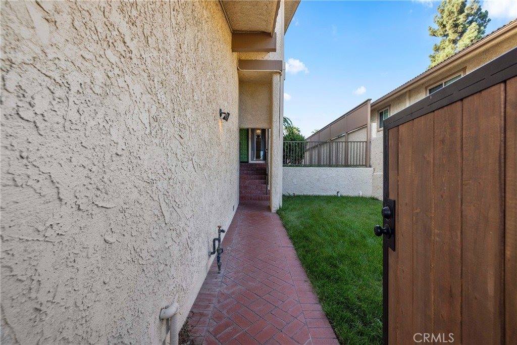 73 Paseo Esplendido, Camarillo, CA 93010