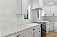 48 Lakeshore Dr, Westwood, MA 02090