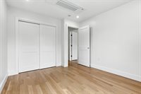 48 Lakeshore Dr, Westwood, MA 02090