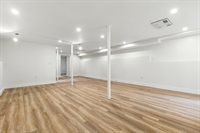 48 Lakeshore Dr, Westwood, MA 02090