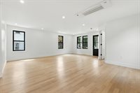 48 Lakeshore Dr, Westwood, MA 02090