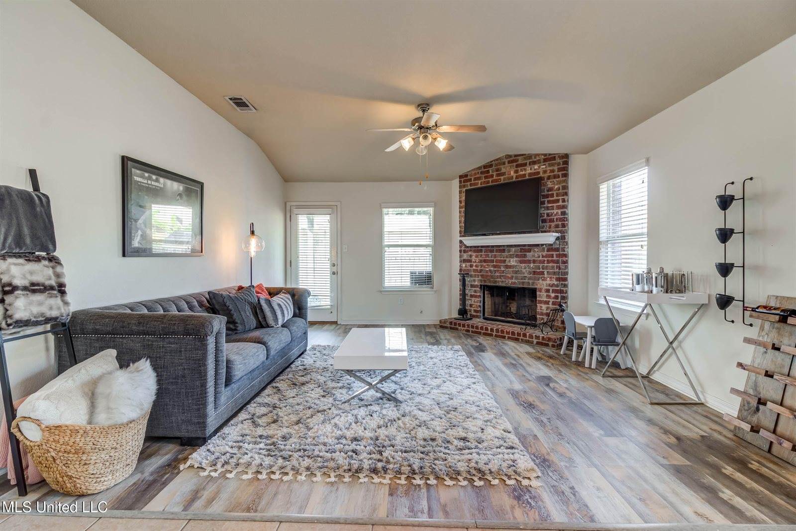 10219 English Manor Drive, Gulfport, MS 39503