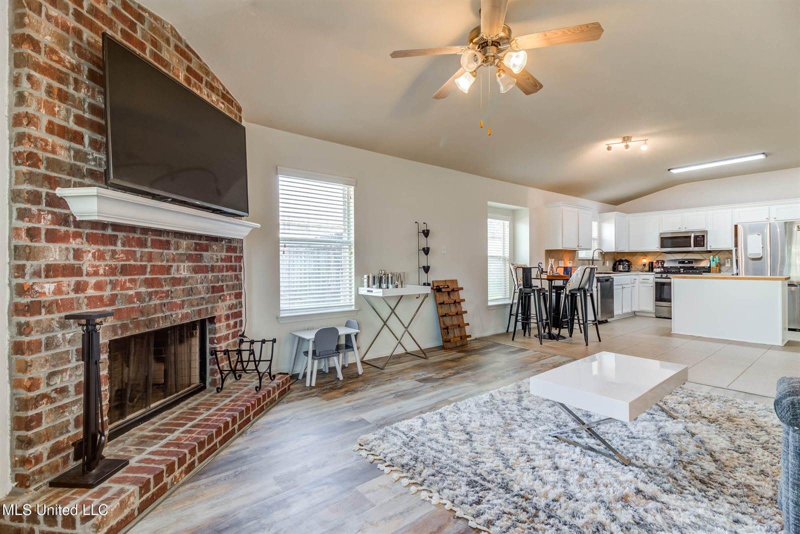 10219 English Manor Drive, Gulfport, MS 39503