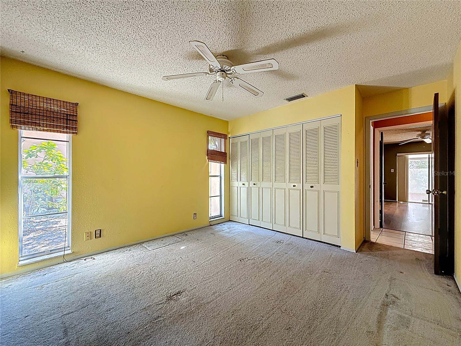 2010 Pinellas Point Drive South, Saint Petersburg, FL 33712