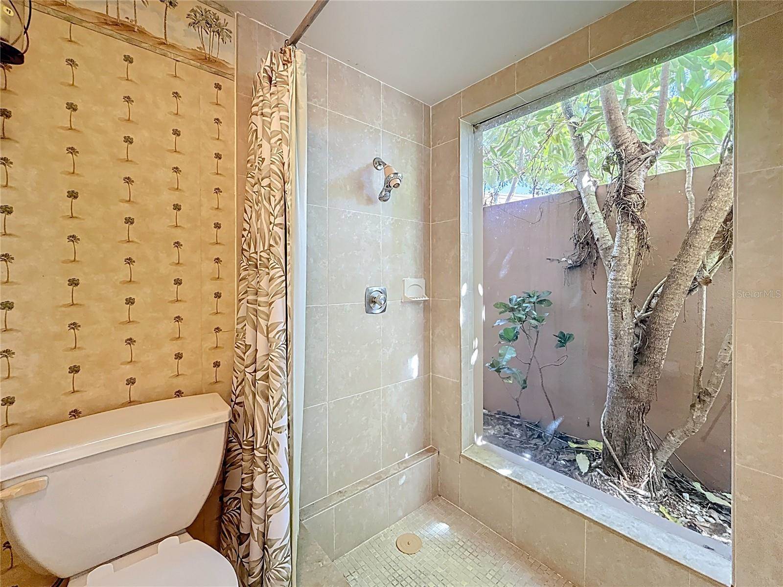 2010 Pinellas Point Drive South, Saint Petersburg, FL 33712