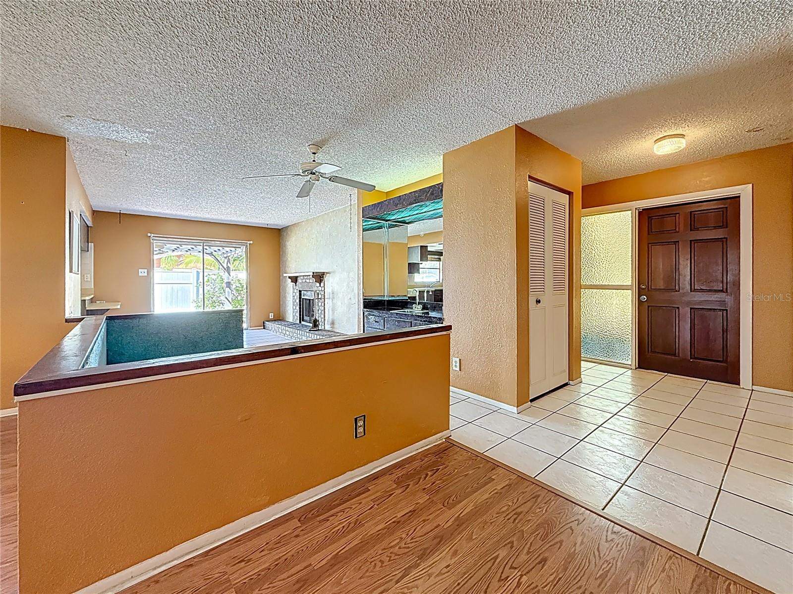 2010 Pinellas Point Drive South, Saint Petersburg, FL 33712
