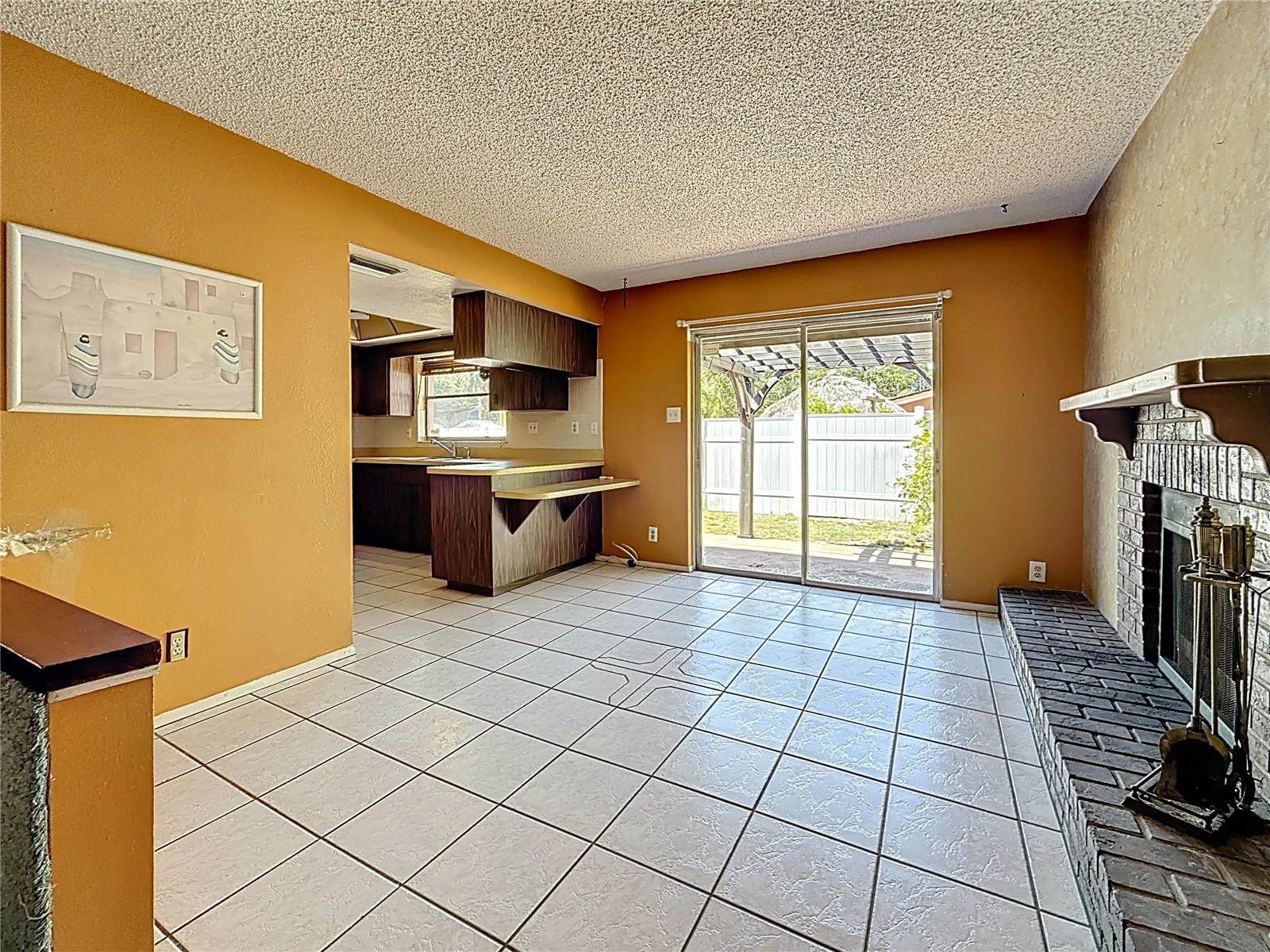 2010 Pinellas Point Drive South, Saint Petersburg, FL 33712