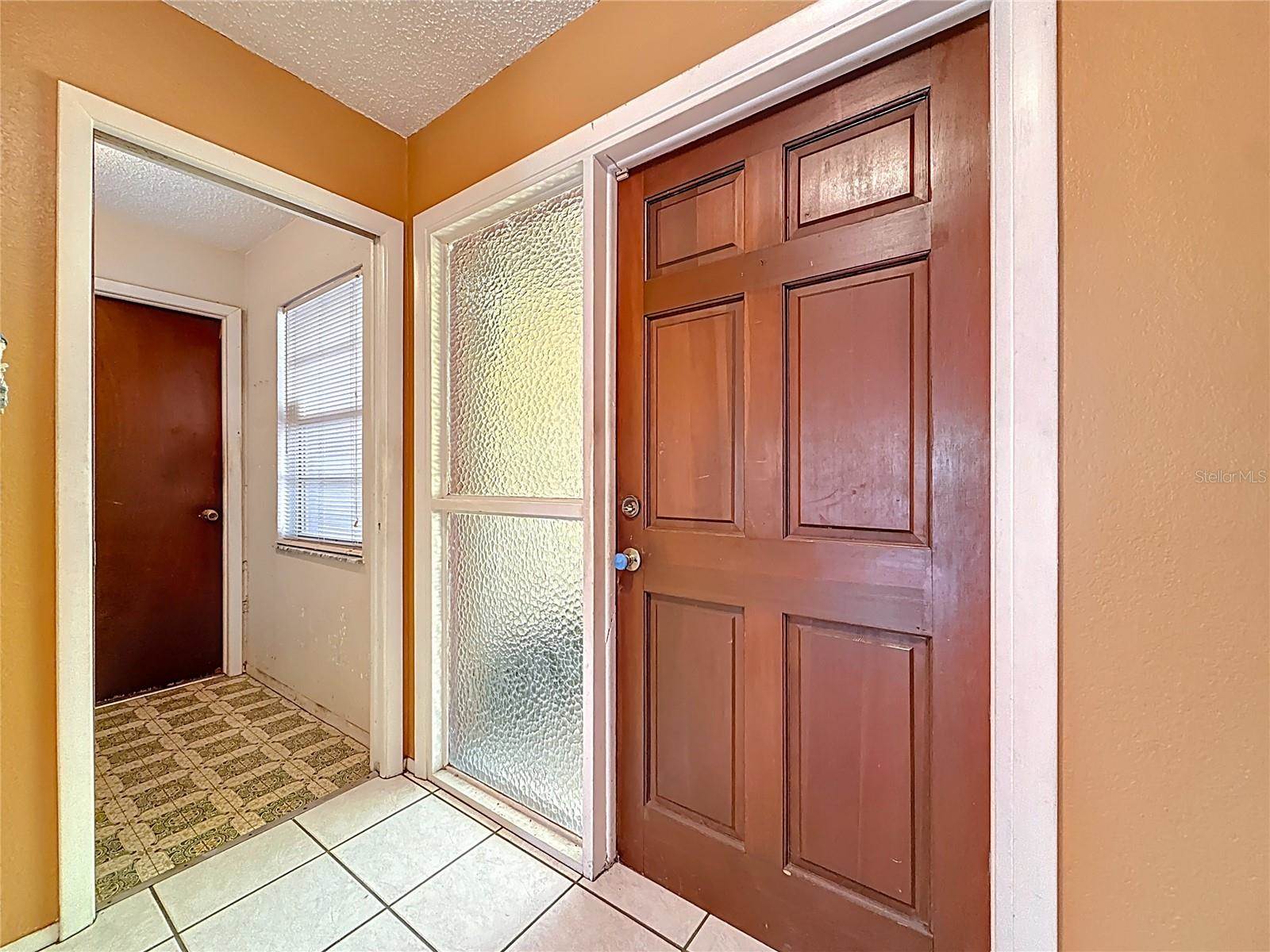 2010 Pinellas Point Drive South, Saint Petersburg, FL 33712