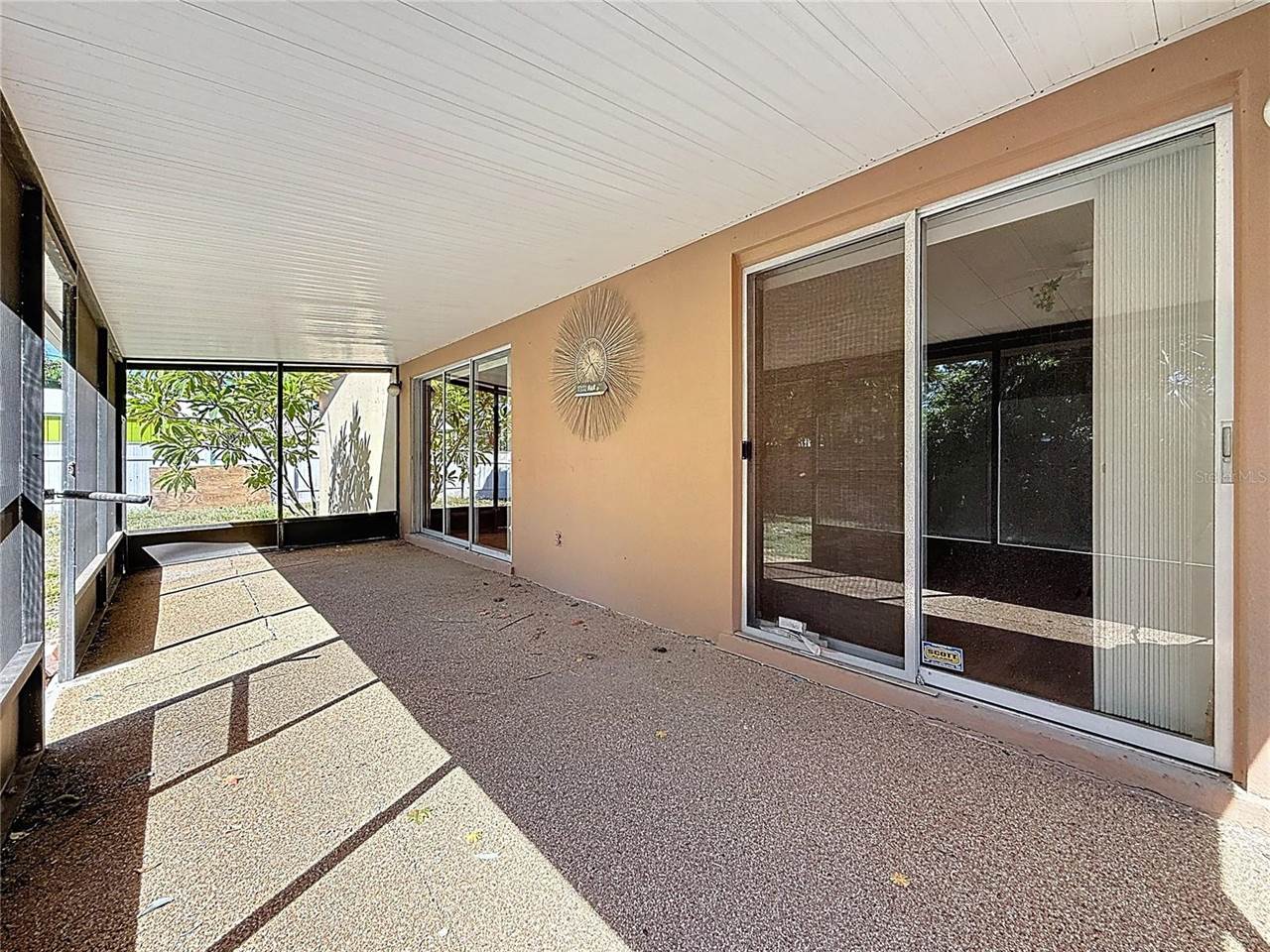 2010 Pinellas Point Drive South, Saint Petersburg, FL 33712