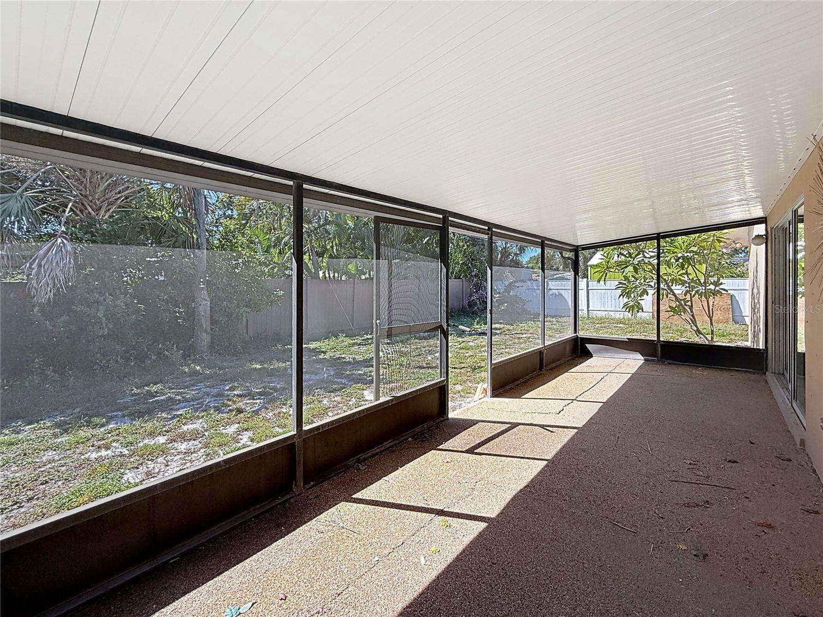 2010 Pinellas Point Drive South, Saint Petersburg, FL 33712