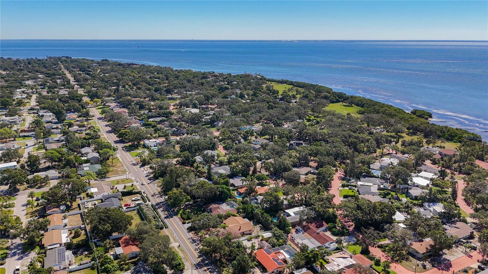 2010 Pinellas Point Drive South, Saint Petersburg, FL 33712