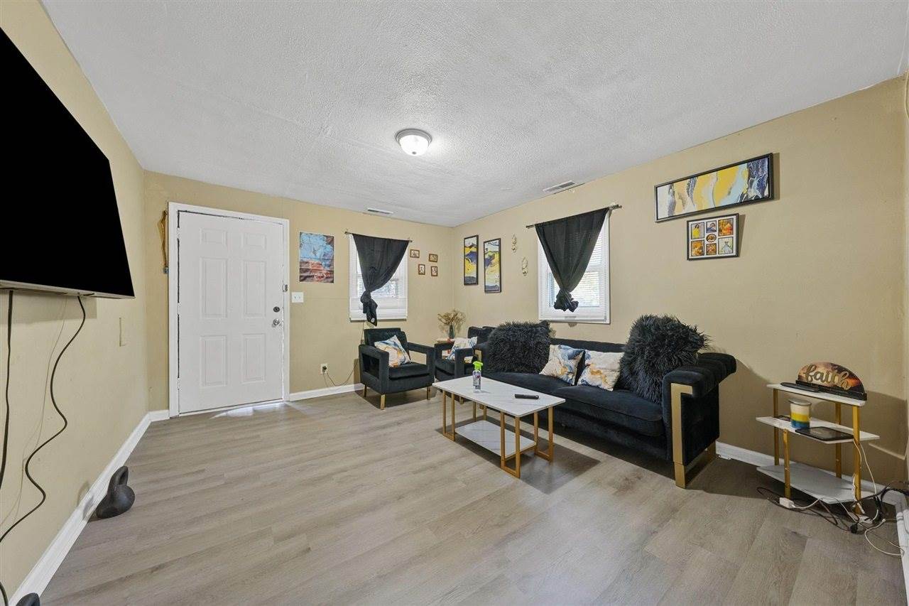 1324 Stubbins Street, Bowling Green, KY 42101