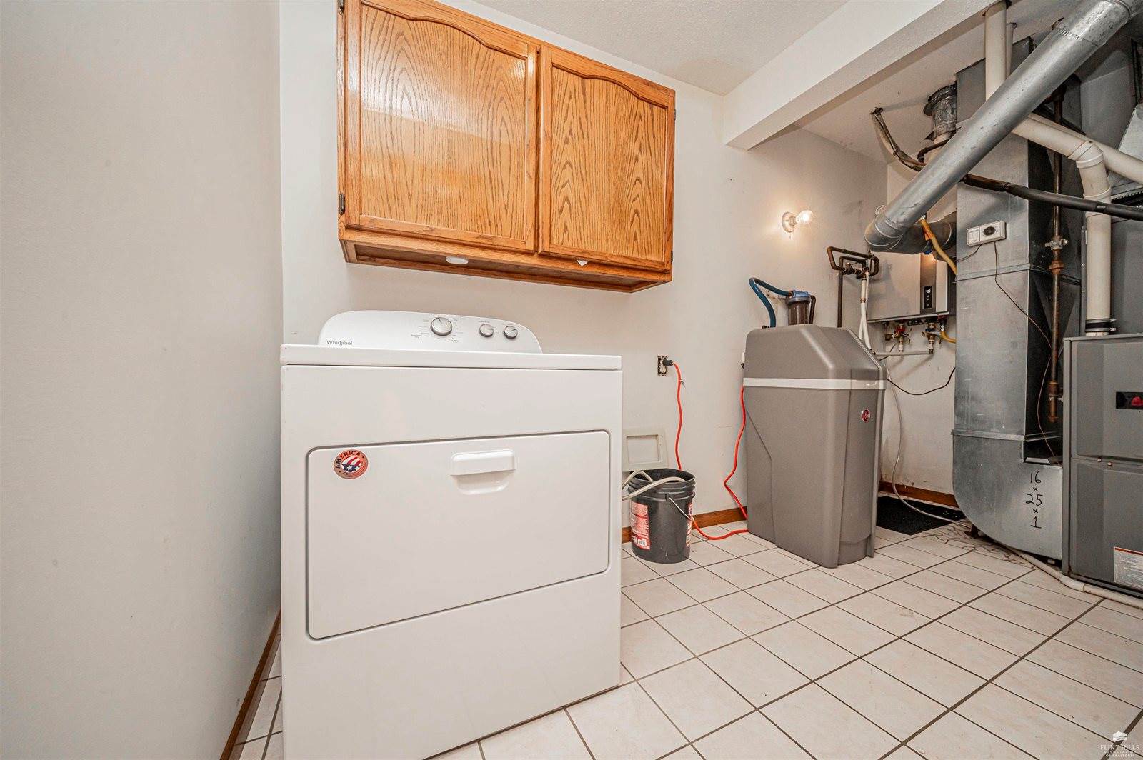 2700 Meadowlark Drive, Milford, KS 66514