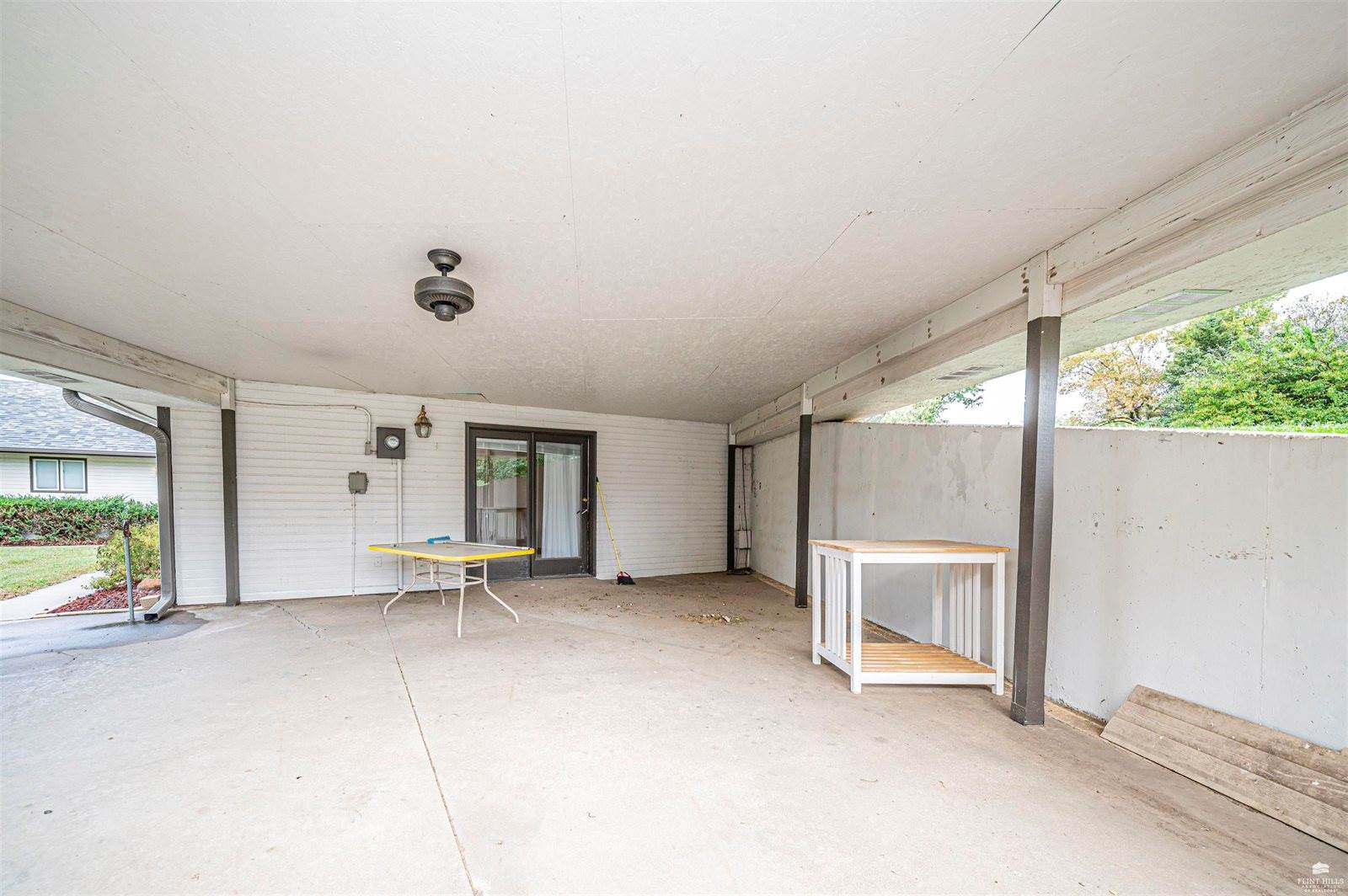 2700 Meadowlark Drive, Milford, KS 66514