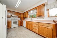 2700 Meadowlark Drive, Milford, KS 66514