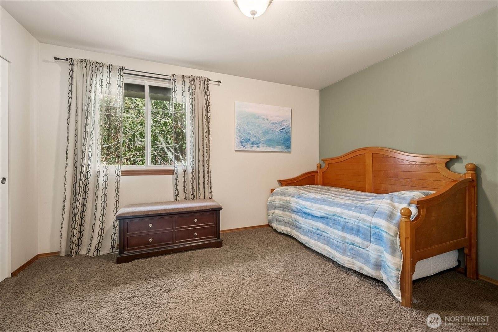 3050 Campus Prairie Loop NE, Lacey, WA 98516