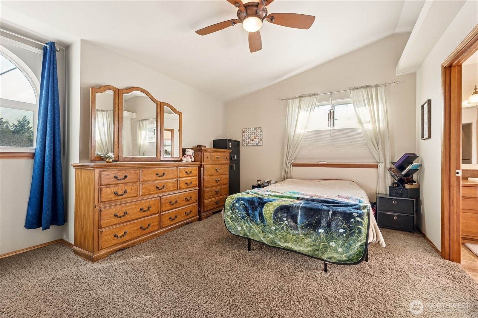 3050 Campus Prairie Loop NE, Lacey, WA 98516