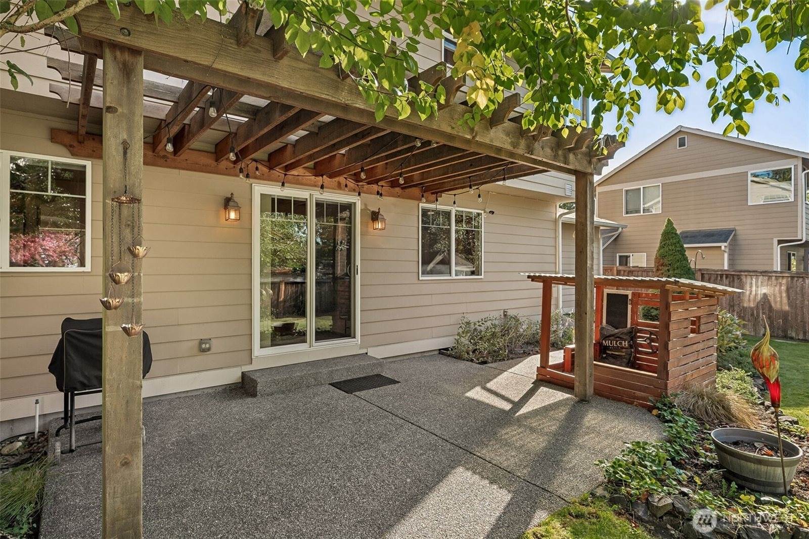 3050 Campus Prairie Loop NE, Lacey, WA 98516