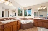 3050 Campus Prairie Loop NE, Lacey, WA 98516