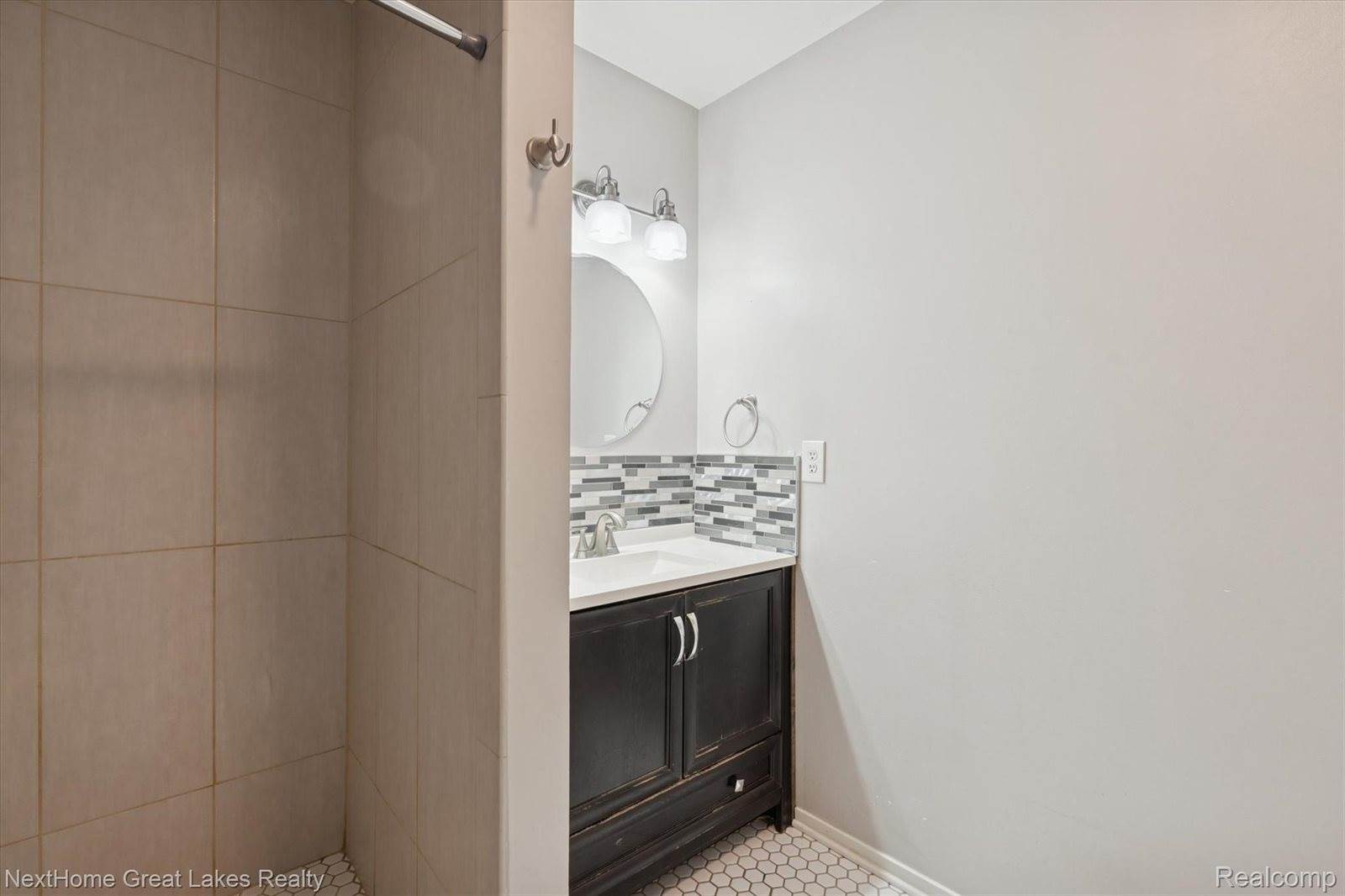 1081 River Ridge Circle, GrandBlancCity_Genesee, MI 48439