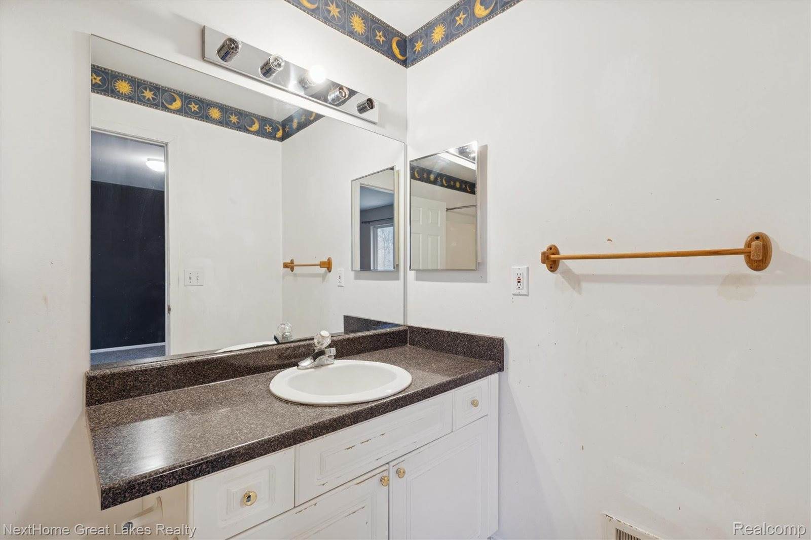 1081 River Ridge Circle, GrandBlancCity_Genesee, MI 48439