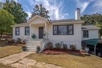 140 25th Avenue East, Tuscaloosa, AL 35404