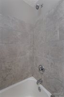 140 25th Avenue East, Tuscaloosa, AL 35404