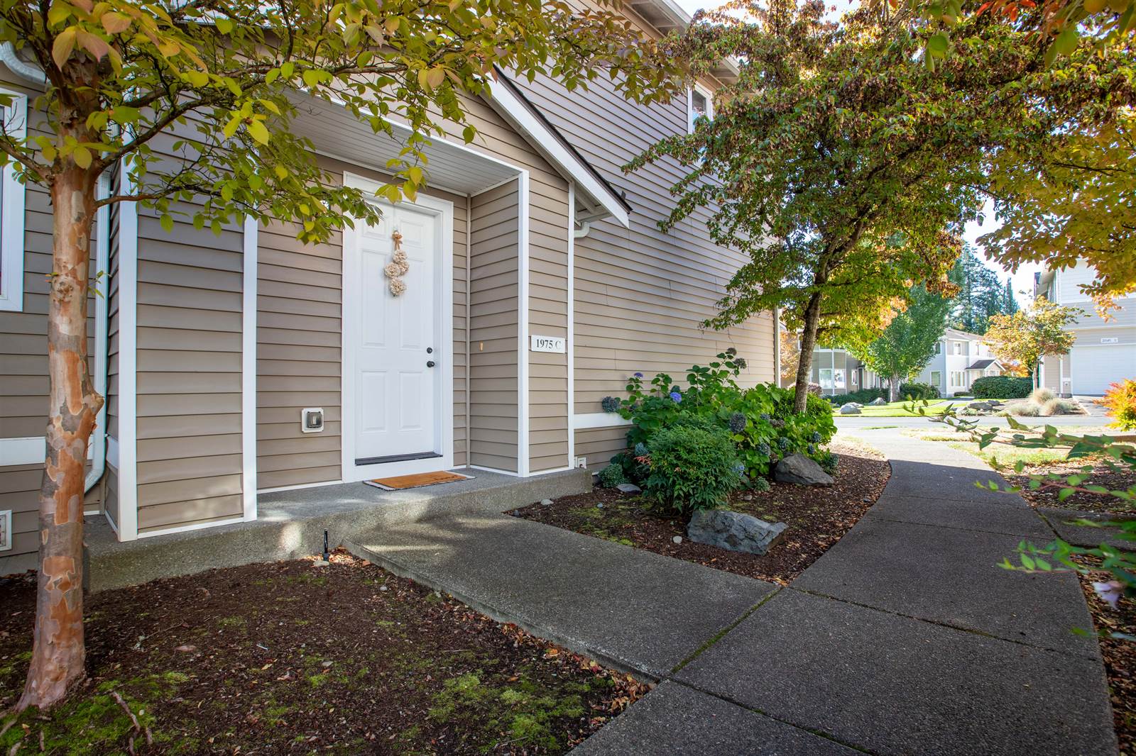 1975 Garry Oaks Ave Unit C, DuPont, WA 98327