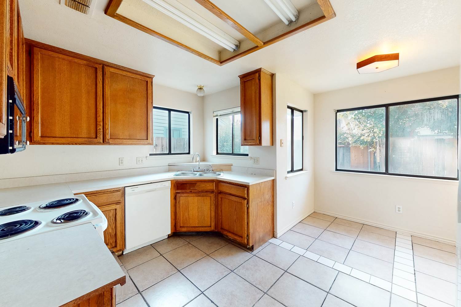 928 Beechwood, Yuba City, CA 95991