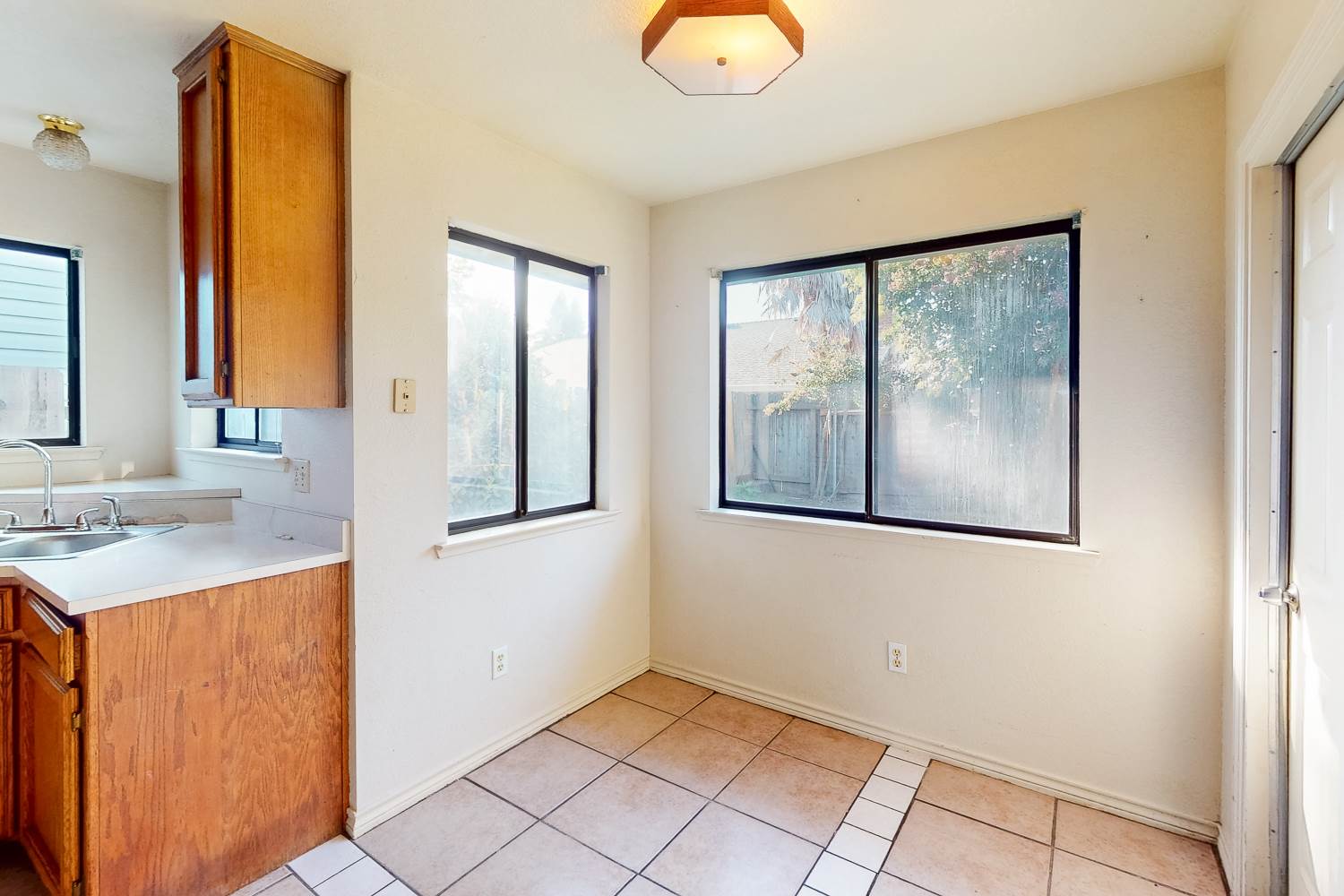 928 Beechwood, Yuba City, CA 95991