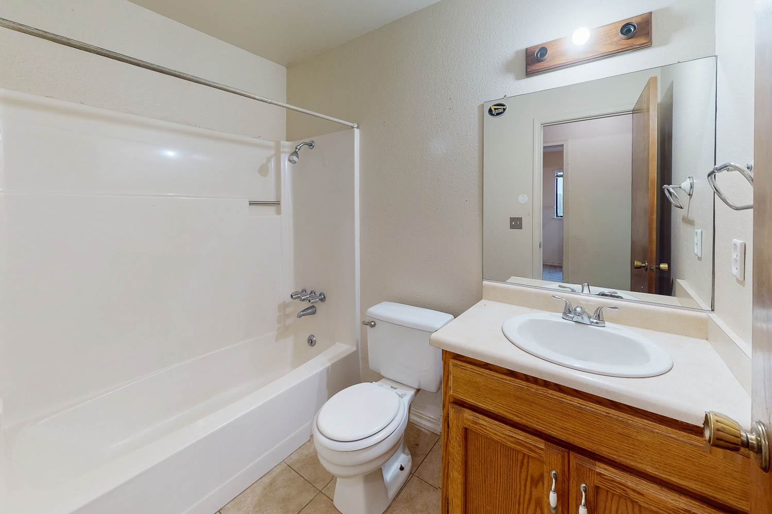 928 Beechwood, Yuba City, CA 95991