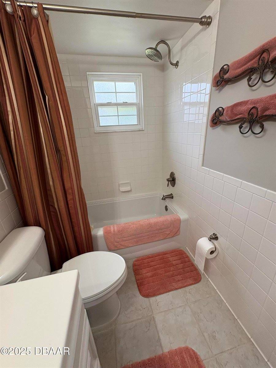 1024 Calle Grande Street, Ormond Beach, FL 32174