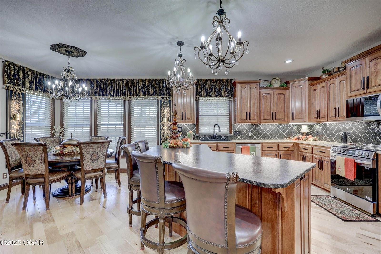 3501 Notting Hill Circle, Joplin, MO 64804