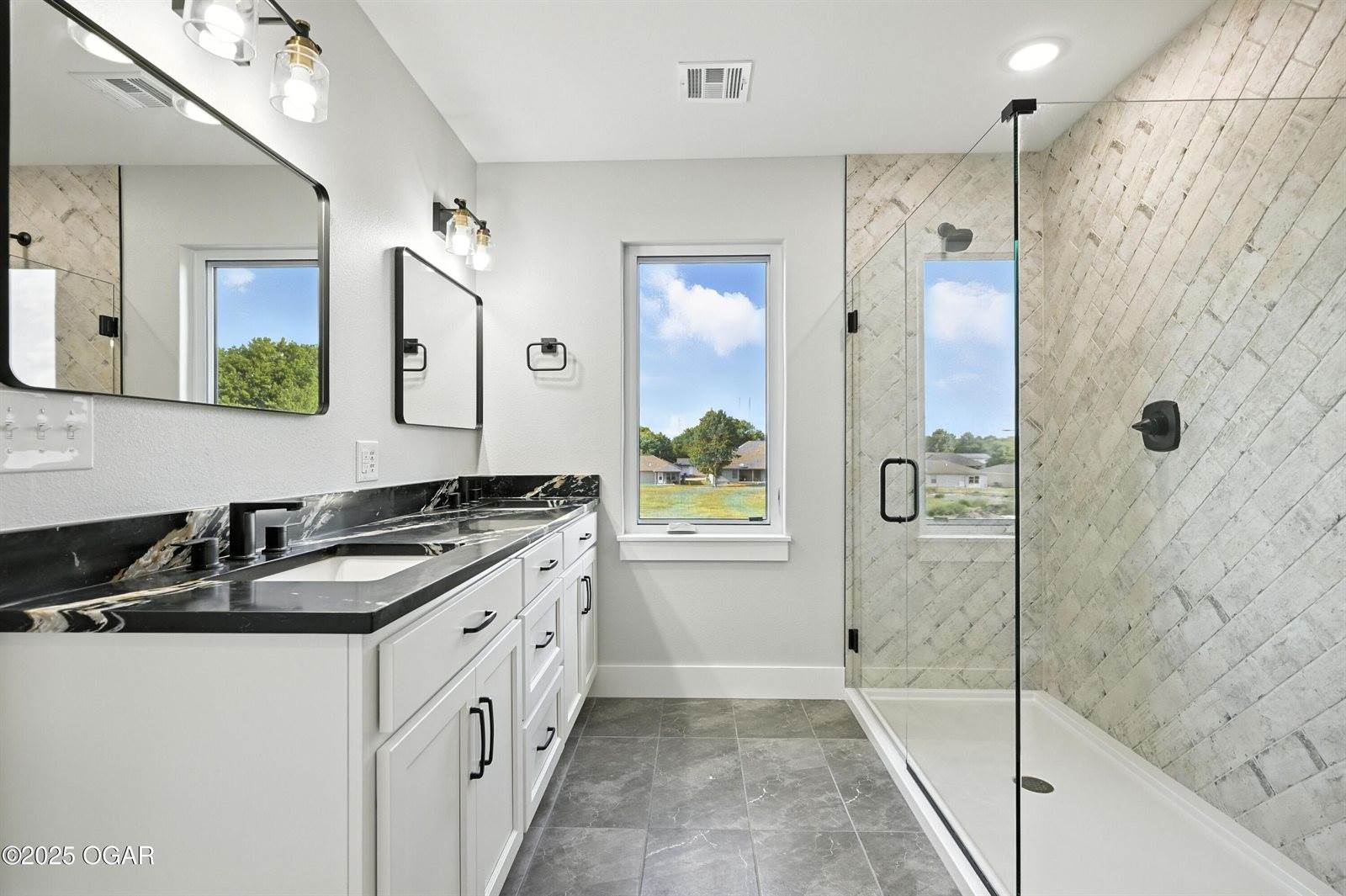 837 Modern Way, Carthage, MO 64836