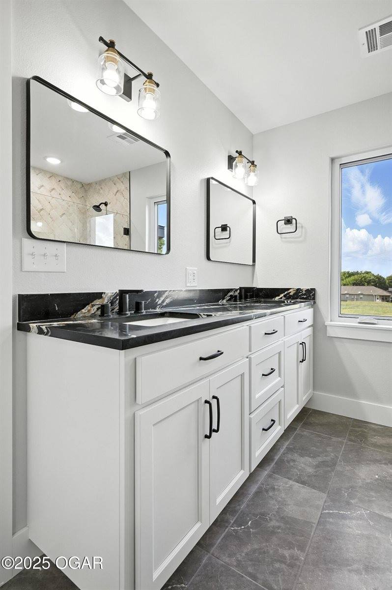 837 Modern Way, Carthage, MO 64836