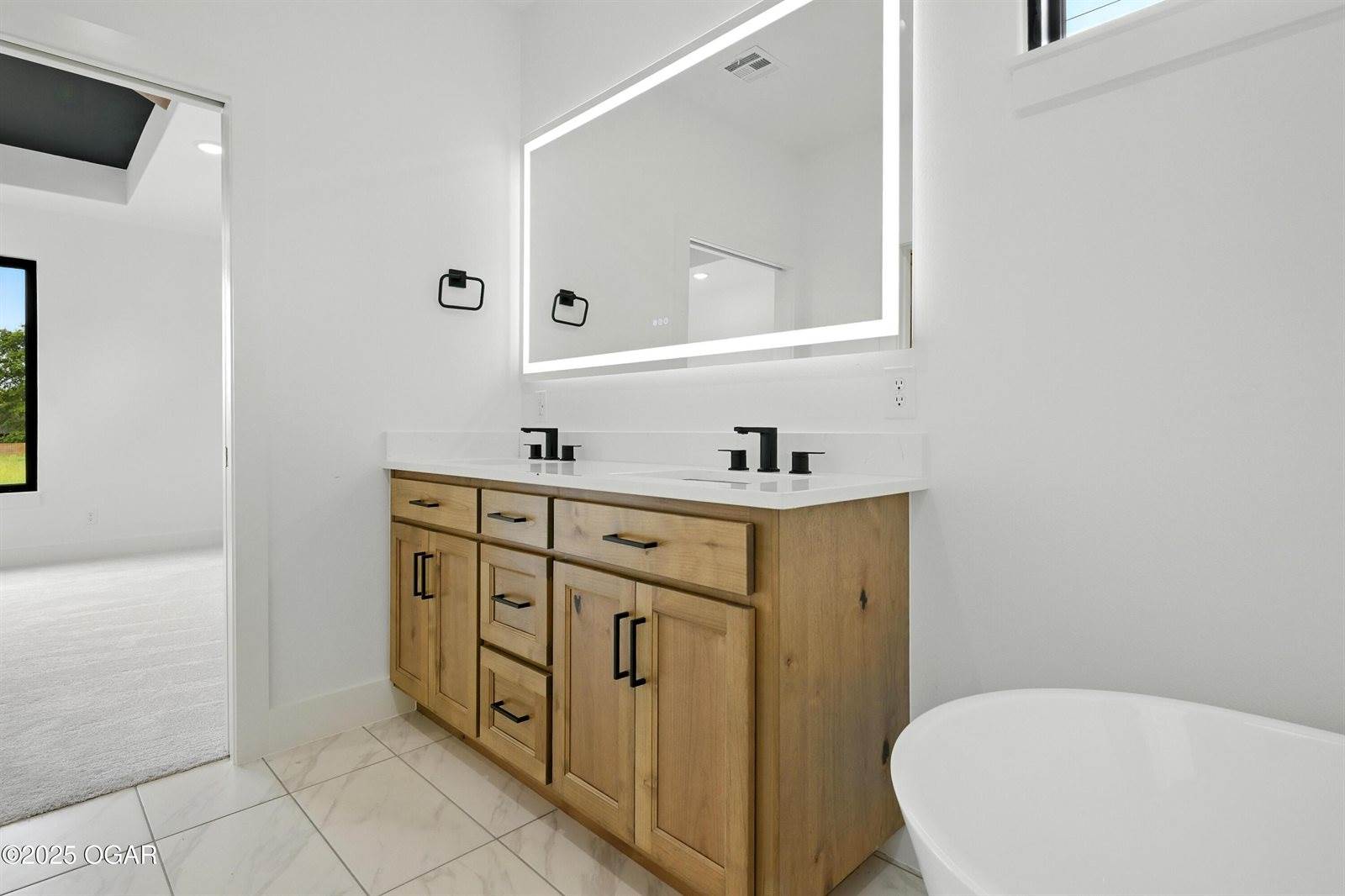 839 Modern Way, Carthage, MO 64836