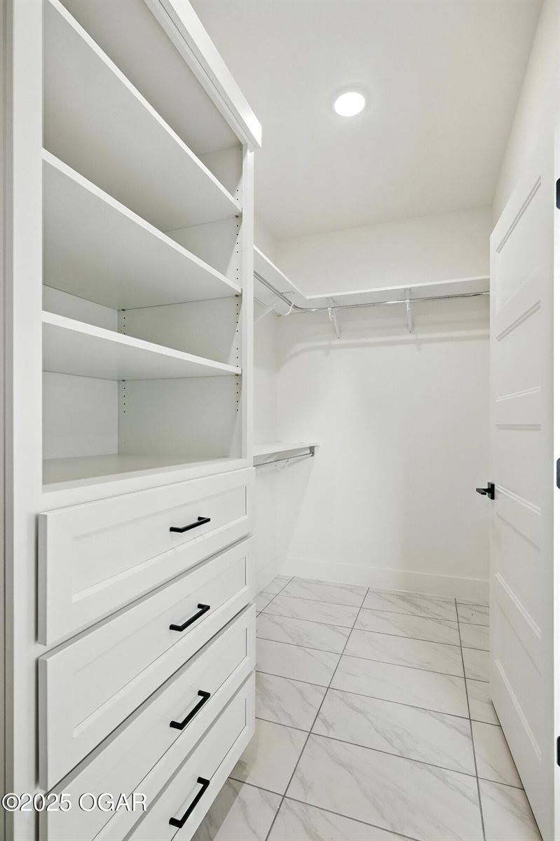 839 Modern Way, Carthage, MO 64836