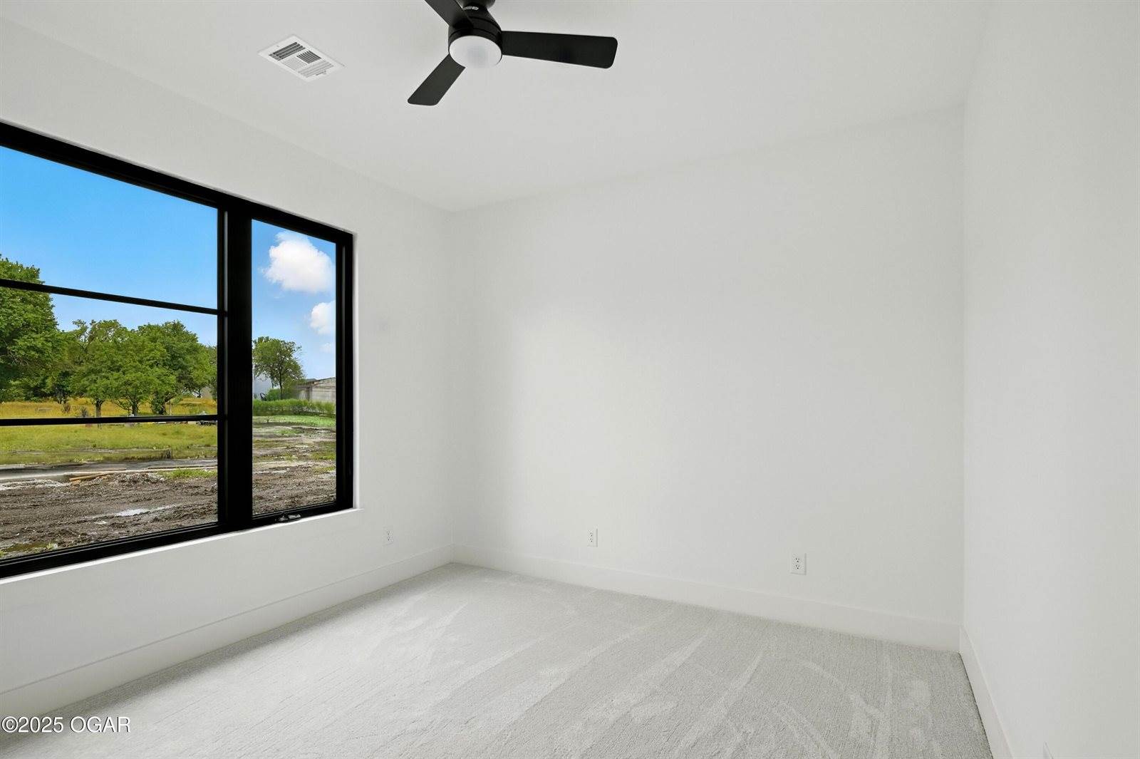 839 Modern Way, Carthage, MO 64836