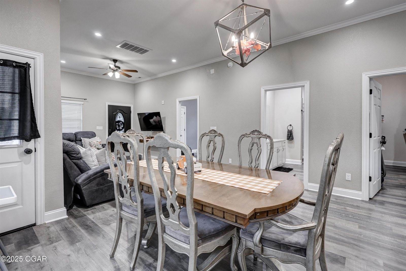 2325 South Kentucky Avenue, Joplin, MO 64804