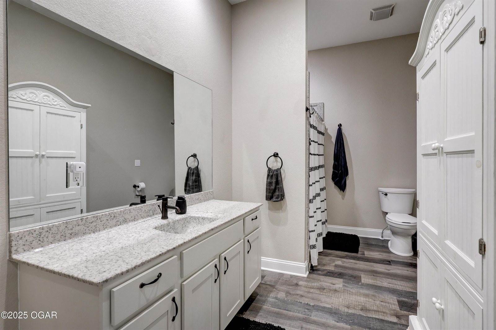 2325 South Kentucky Avenue, Joplin, MO 64804