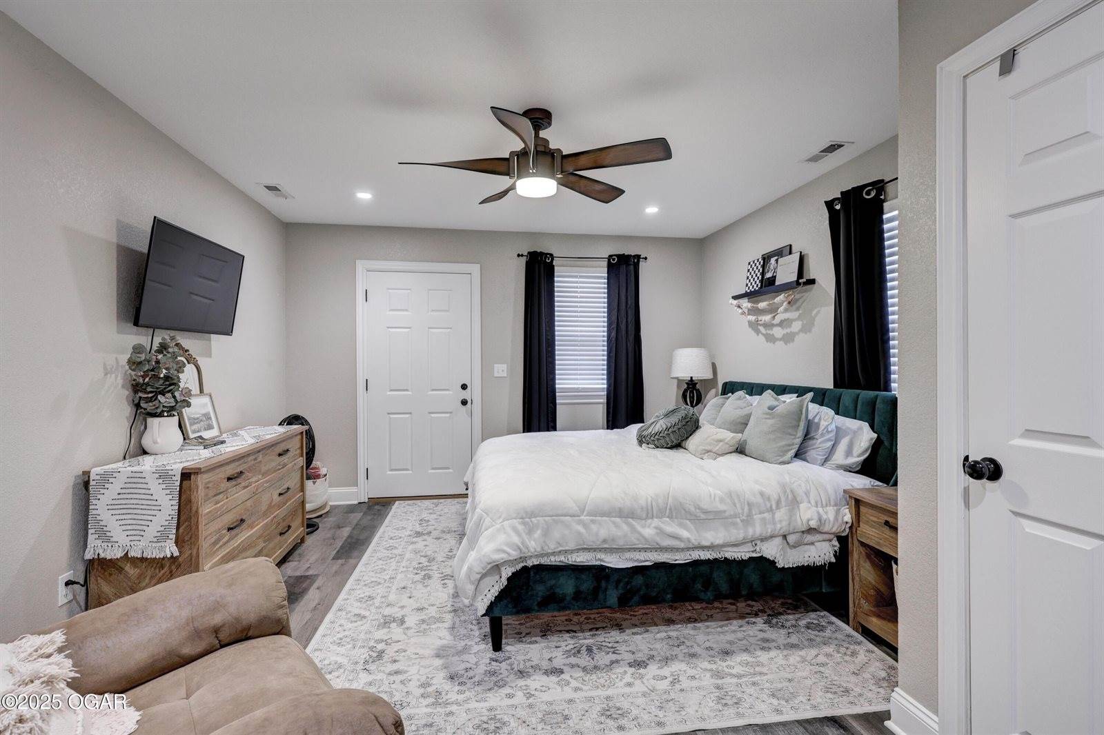 2325 South Kentucky Avenue, Joplin, MO 64804