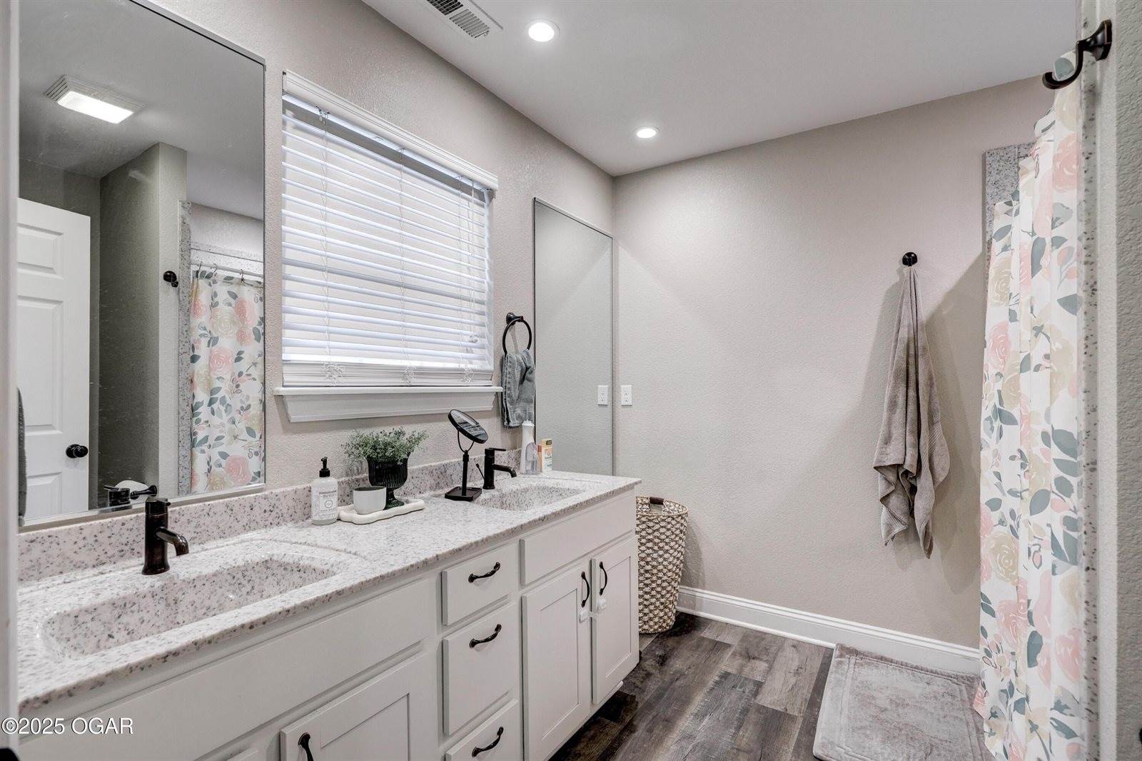 2325 South Kentucky Avenue, Joplin, MO 64804