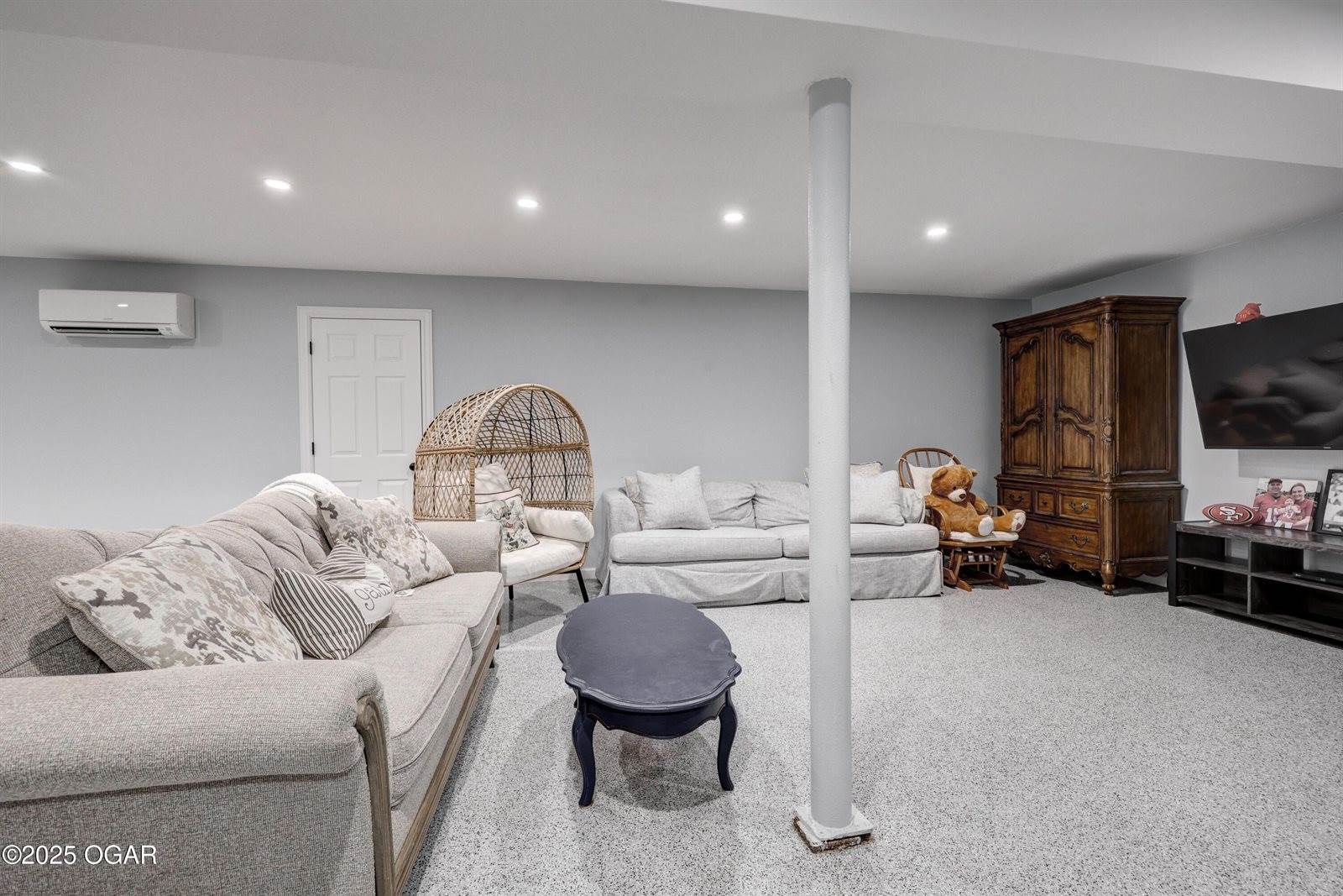 2325 South Kentucky Avenue, Joplin, MO 64804