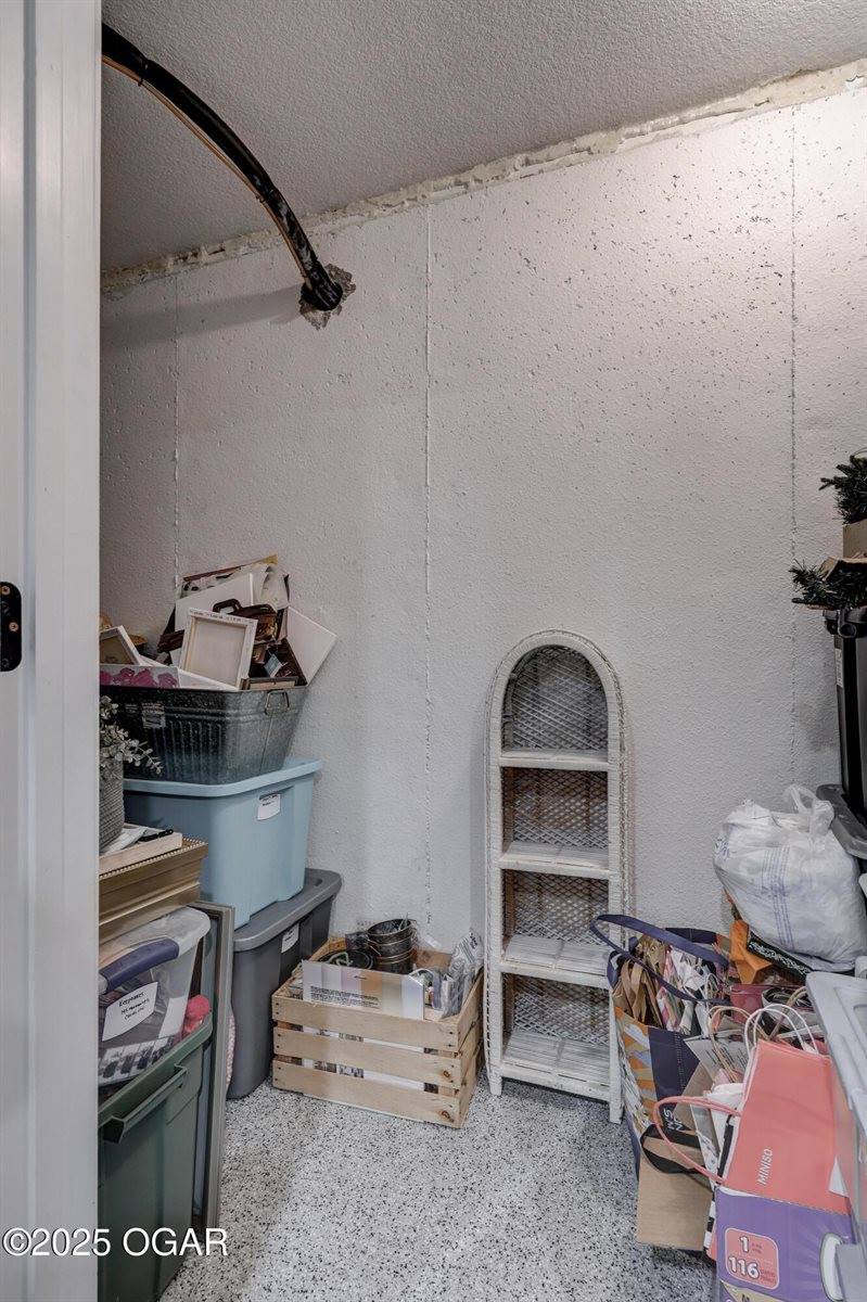 2325 South Kentucky Avenue, Joplin, MO 64804