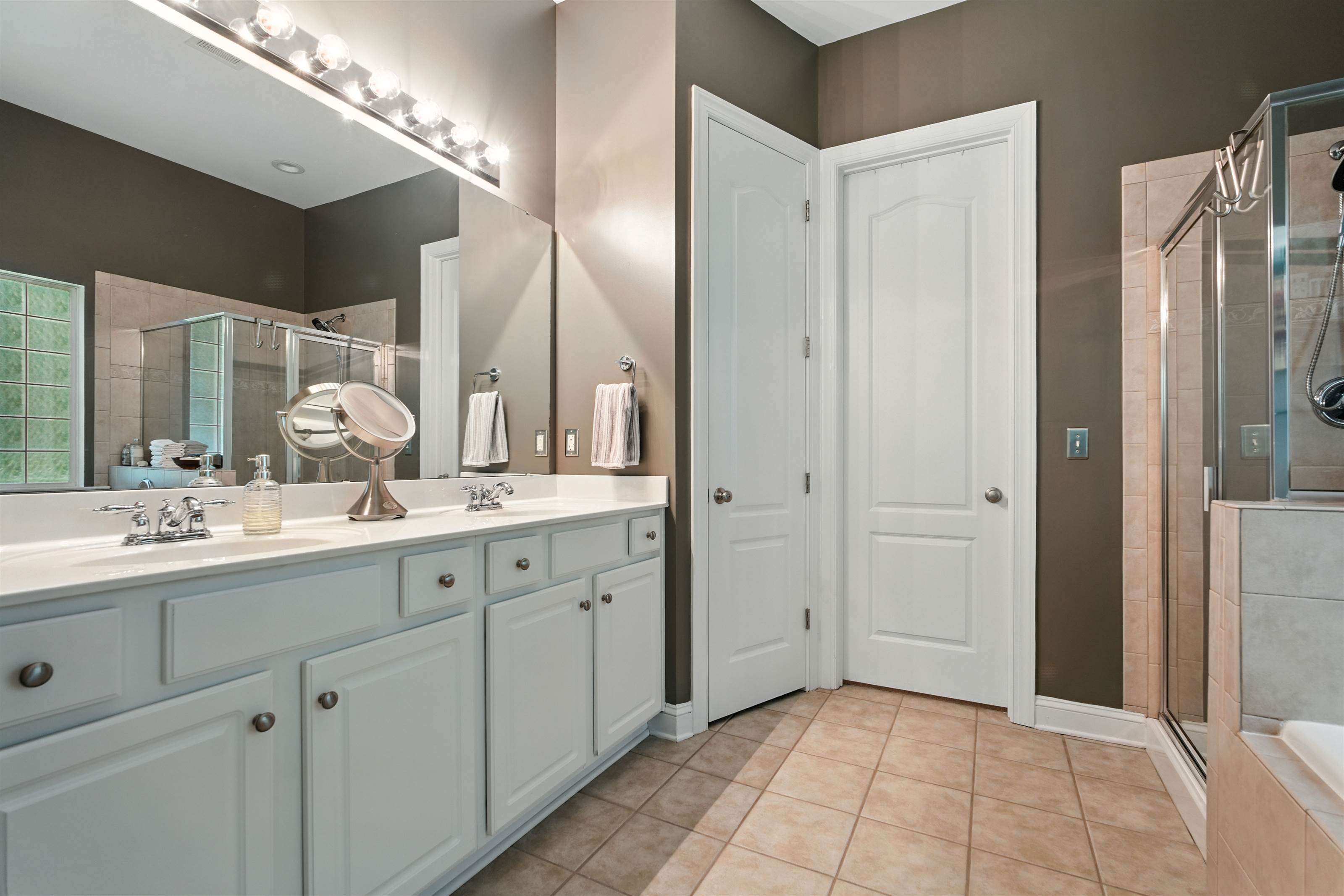 1314 Sarandon Dr, Matthews, NC 28104