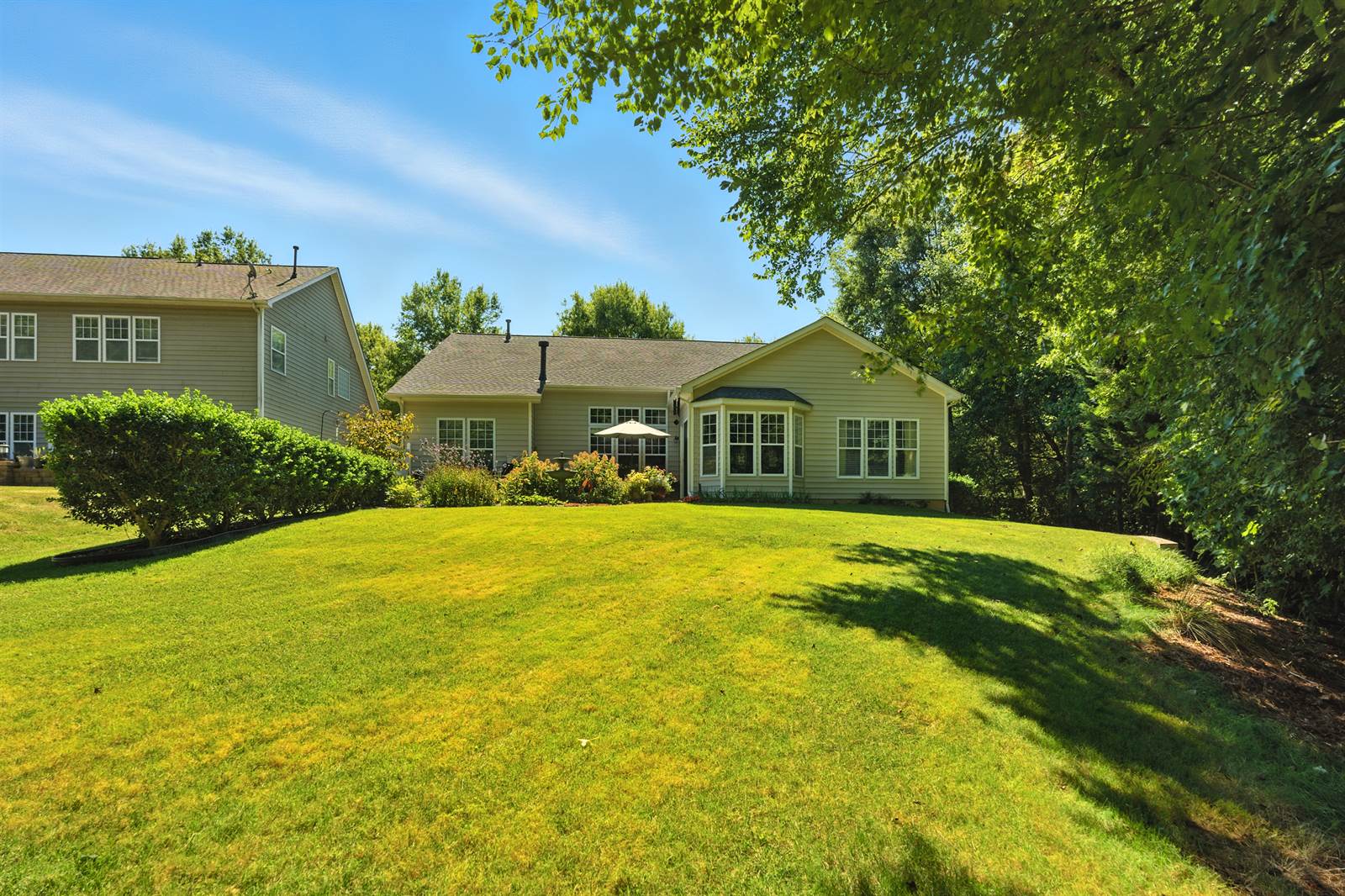 1314 Sarandon Dr, Matthews, NC 28104