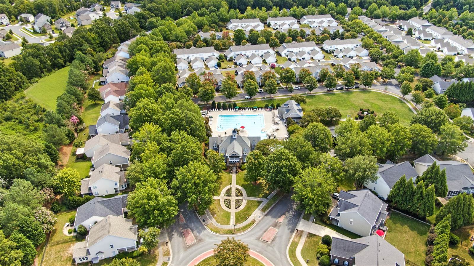 1314 Sarandon Dr, Matthews, NC 28104