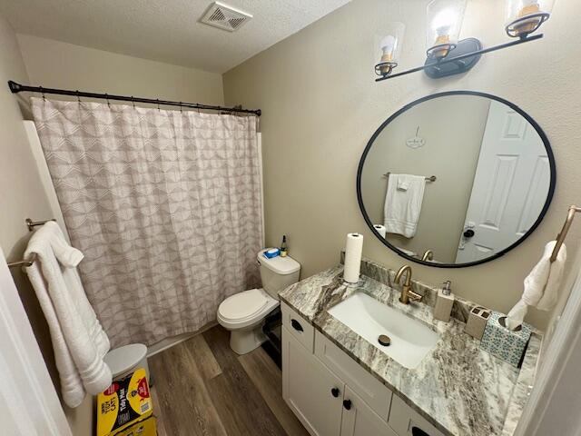 310 Wildwood Street, Mary Esther, FL 32569