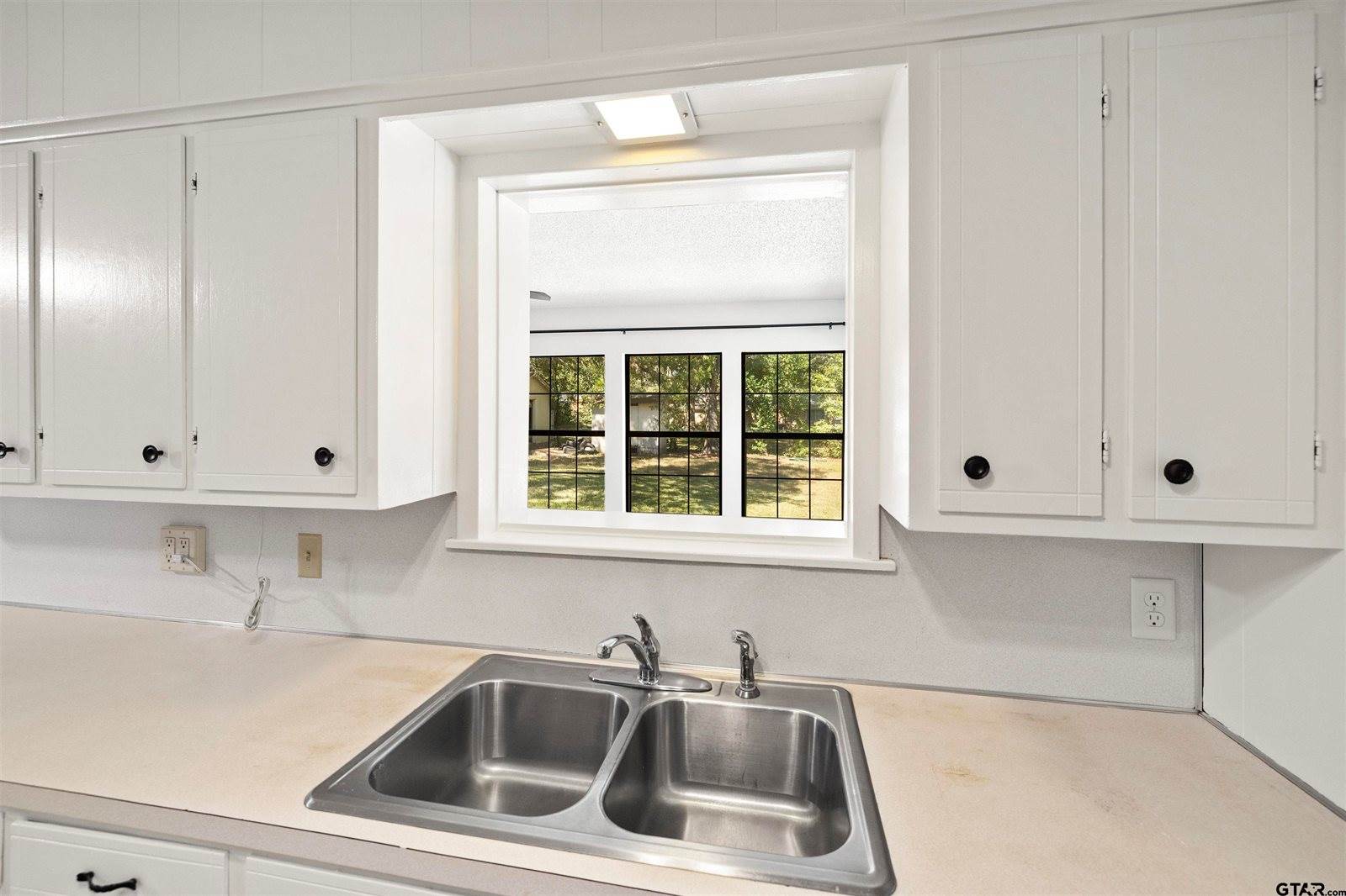 436 Ronnette, Tyler, TX 75703